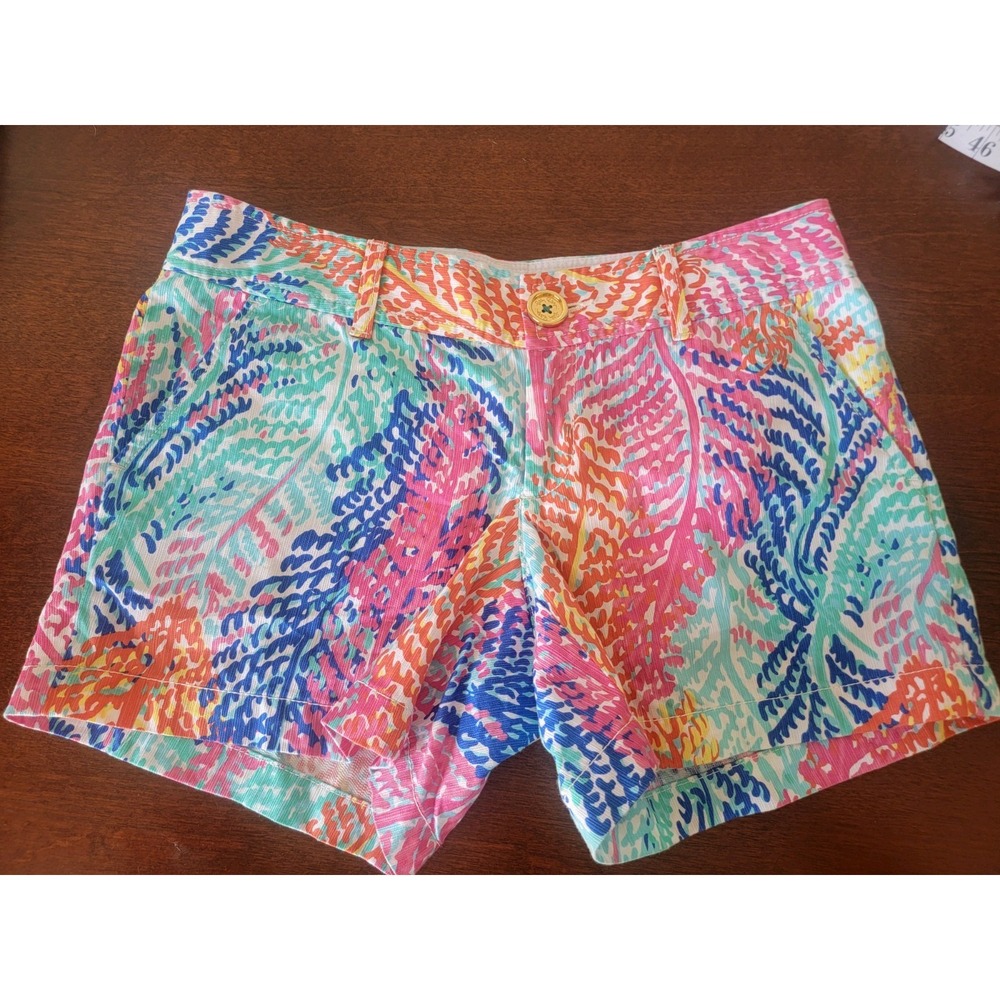 Lilly Pullitzer Sz 4 Callahan Shorts 5 Inch Inseam Luxletic Preppy Resort EUC